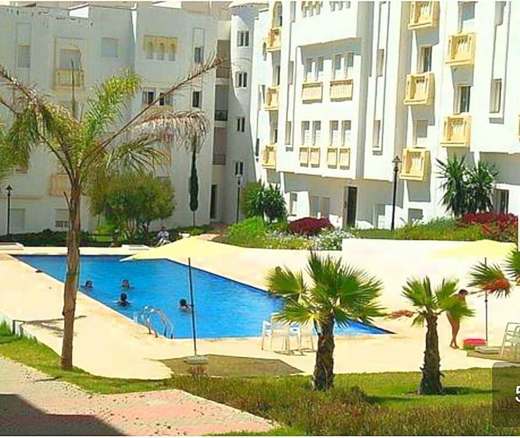 Chic Appart Vue Sur Piscine Tanger Eksteriør billede